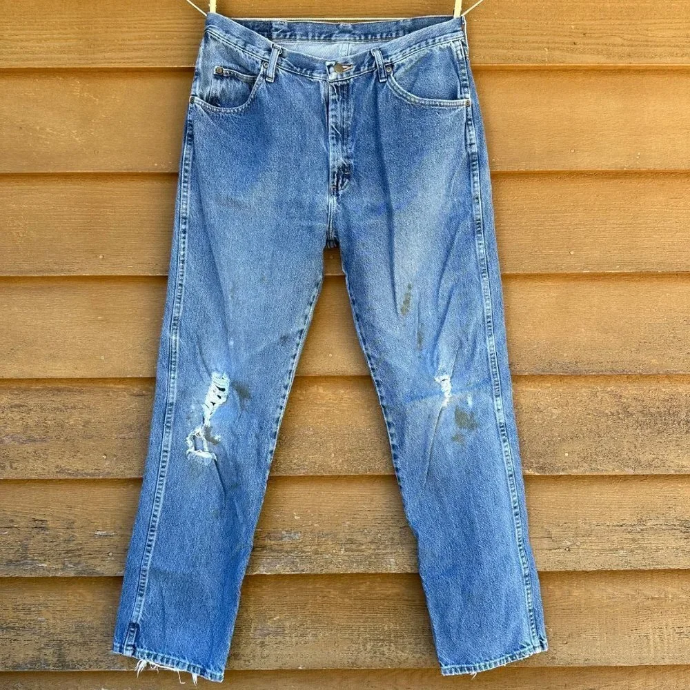 Vintage Wrangler Destroyed Worked In Blue Jeans Size 36